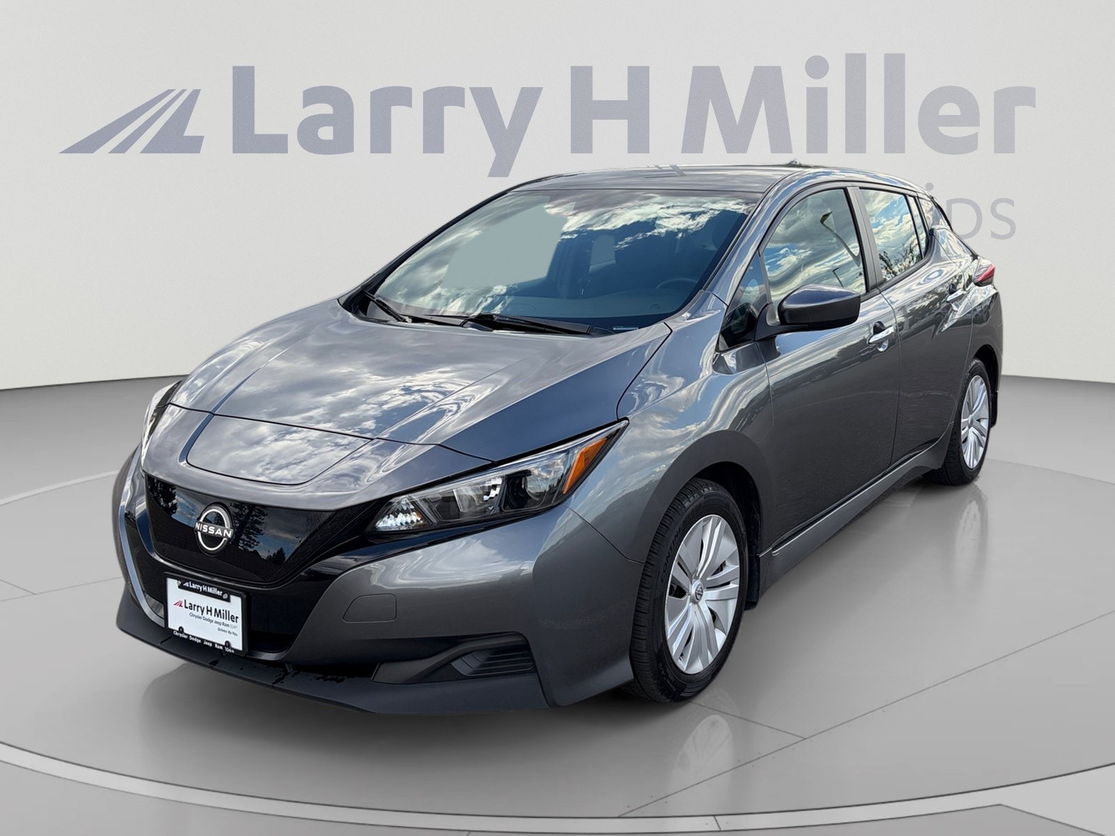 2025 Nissan Leaf