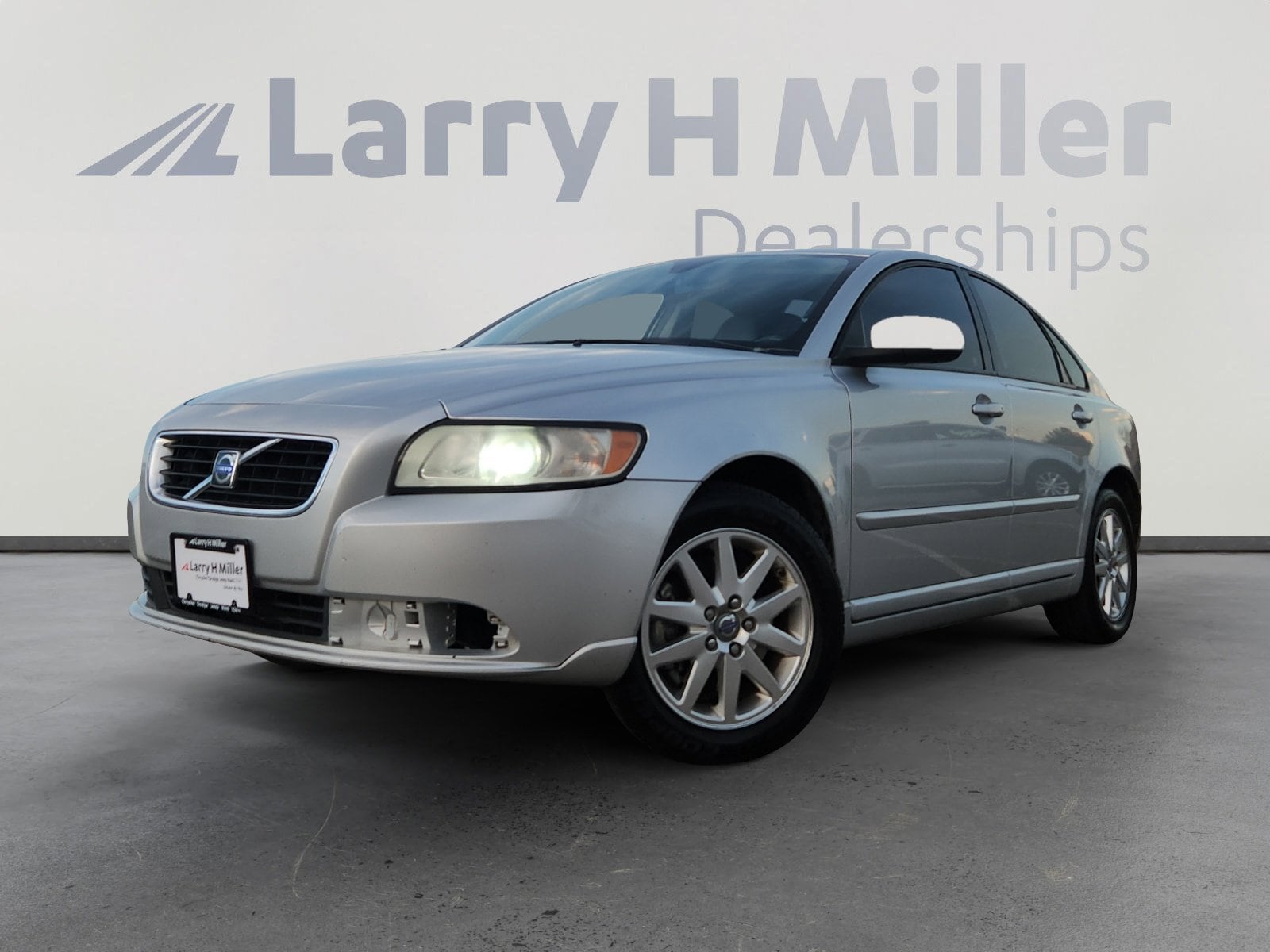 2008 Volvo S40 2.4i's photo