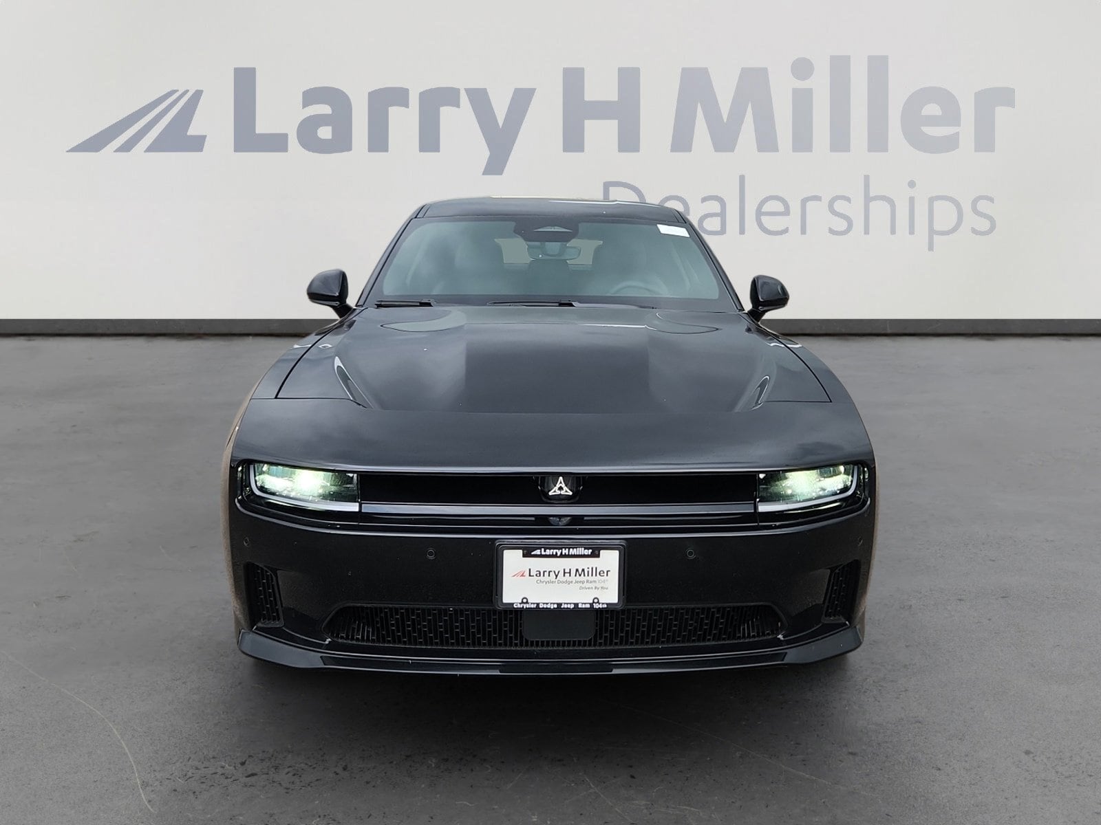 2025 Dodge Charger Daytona R/T - Photo 8