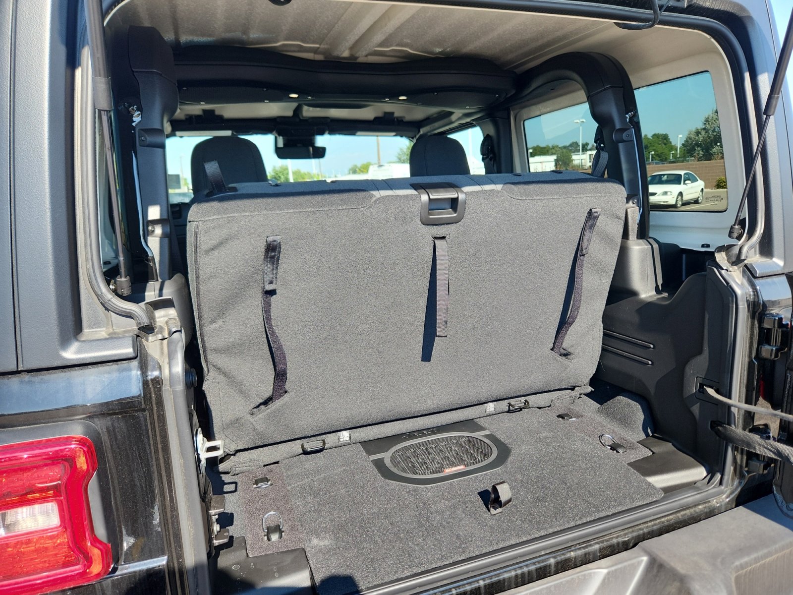 2025 Jeep Wrangler 2-Door Rubicon - Photo 34