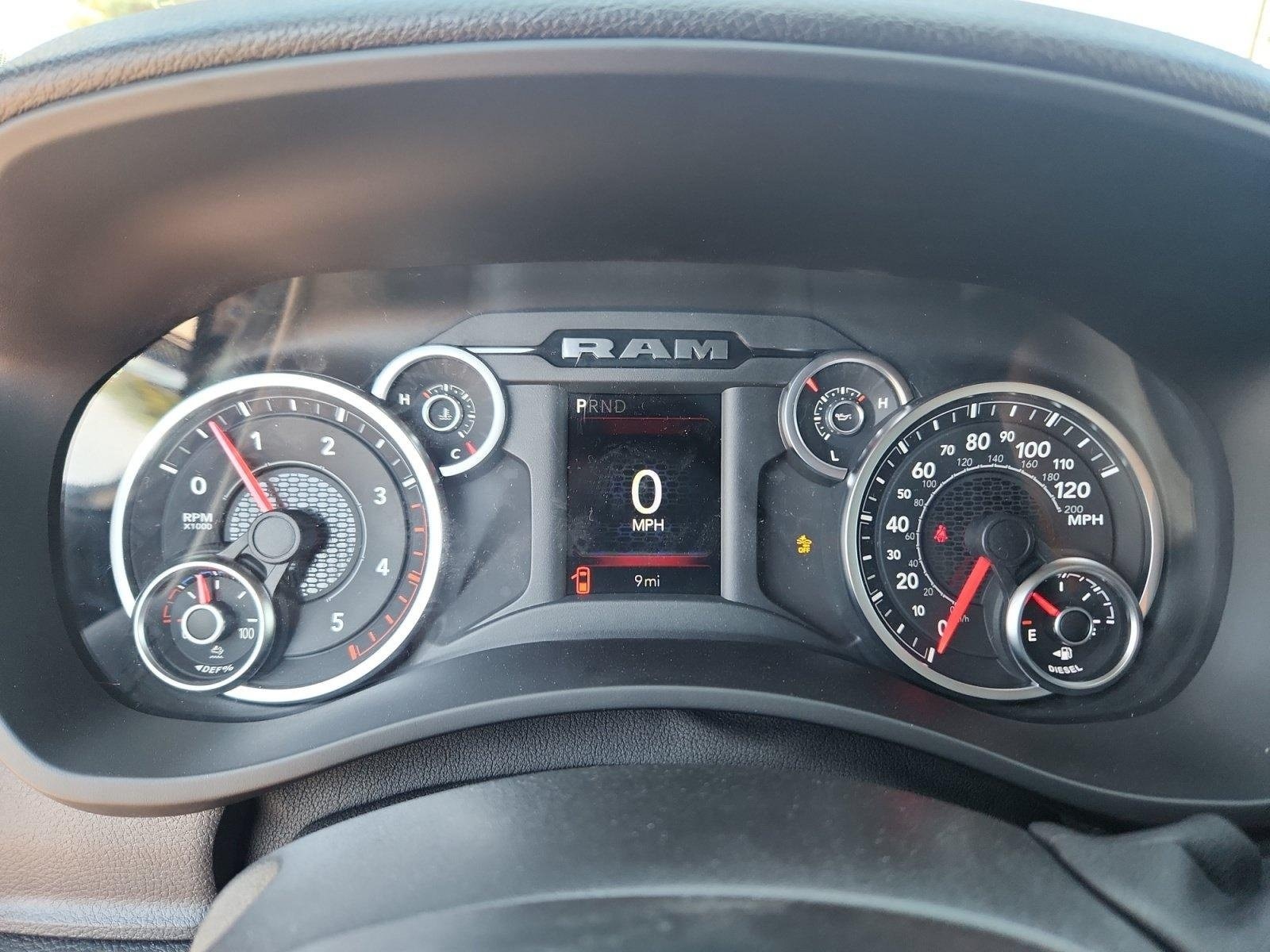 2025 RAM 2500 Tradesman - Photo 10