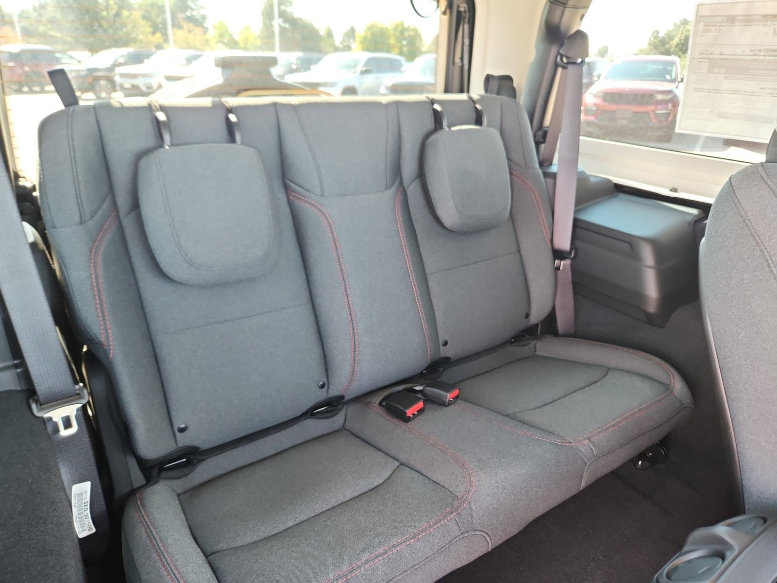 2025 Jeep Wrangler 2-Door Rubicon - Photo 18