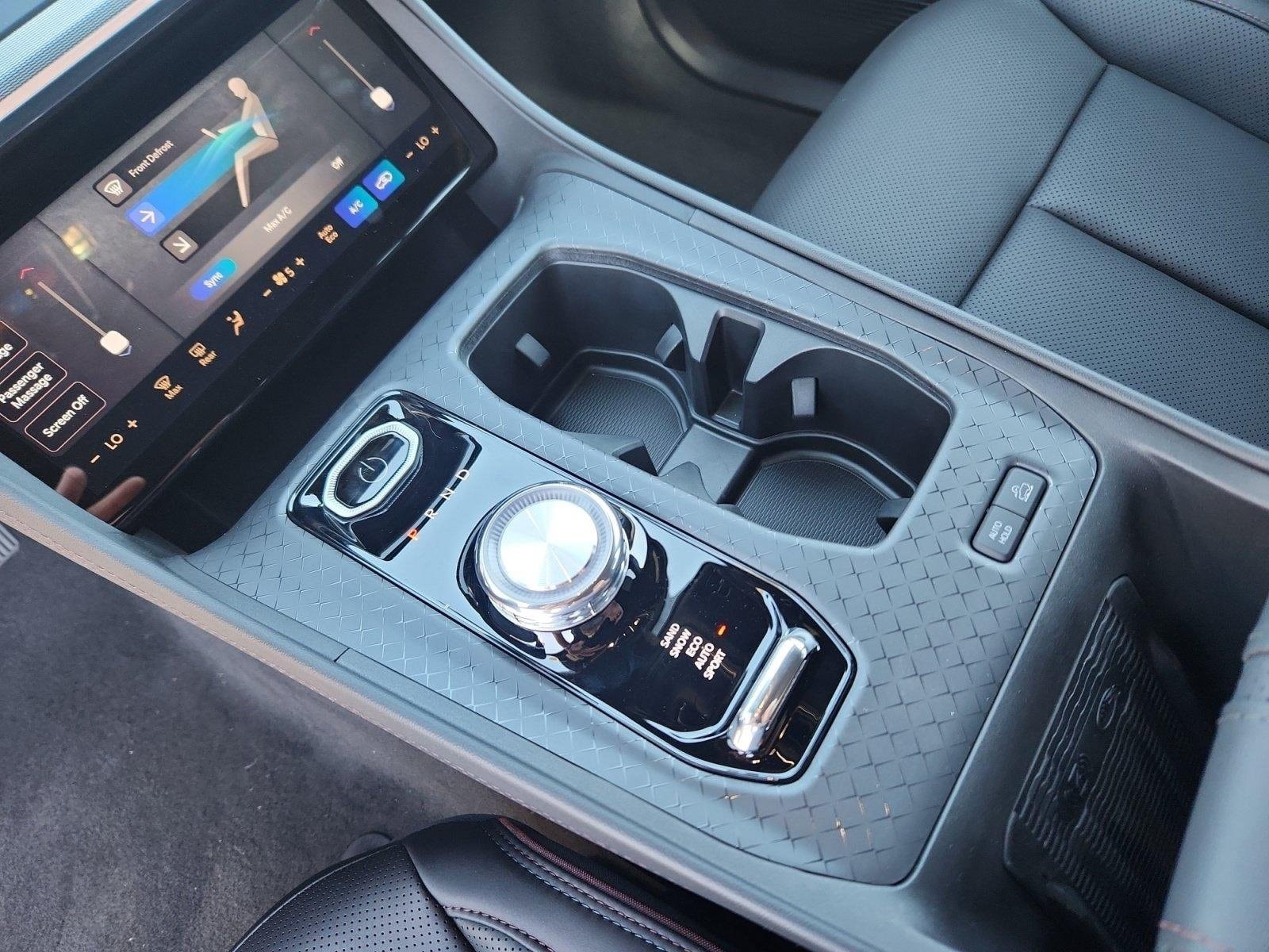 2025 Jeep Wagoneer S Launch Edition - Photo 15