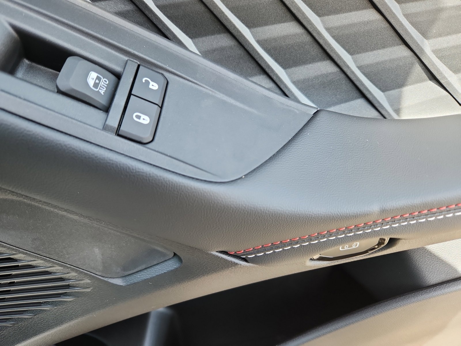 2025 Dodge Charger Daytona R/T - Photo 16