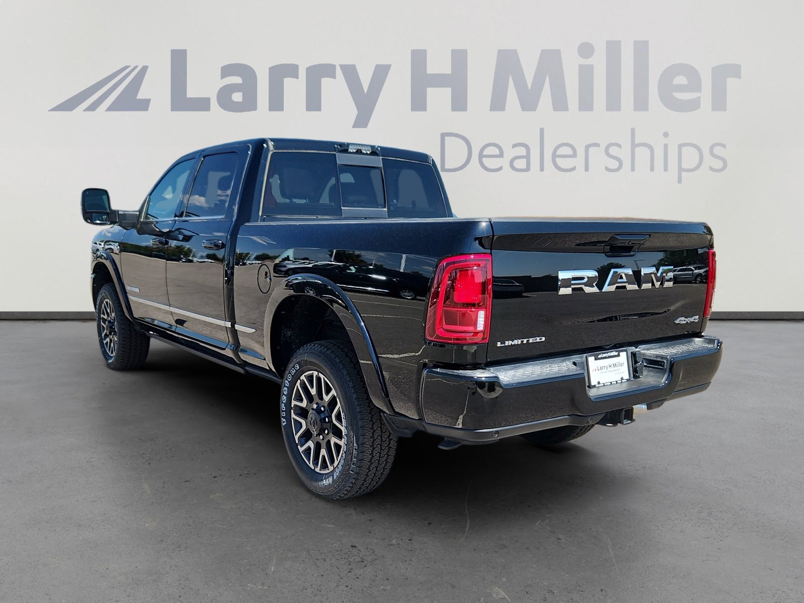 2025 Ram 2500 Limited photo 4