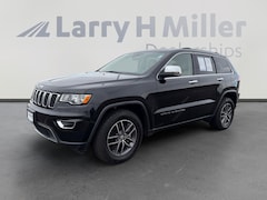 Used 2017 Jeep Grand Cherokee Limited 4x4 SUV for sale in Denver, CO