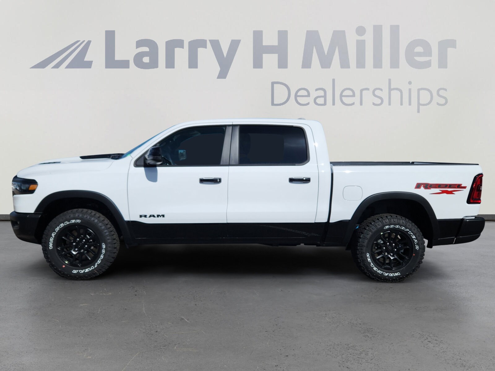 2025 Ram 1500 Rebel photo 3
