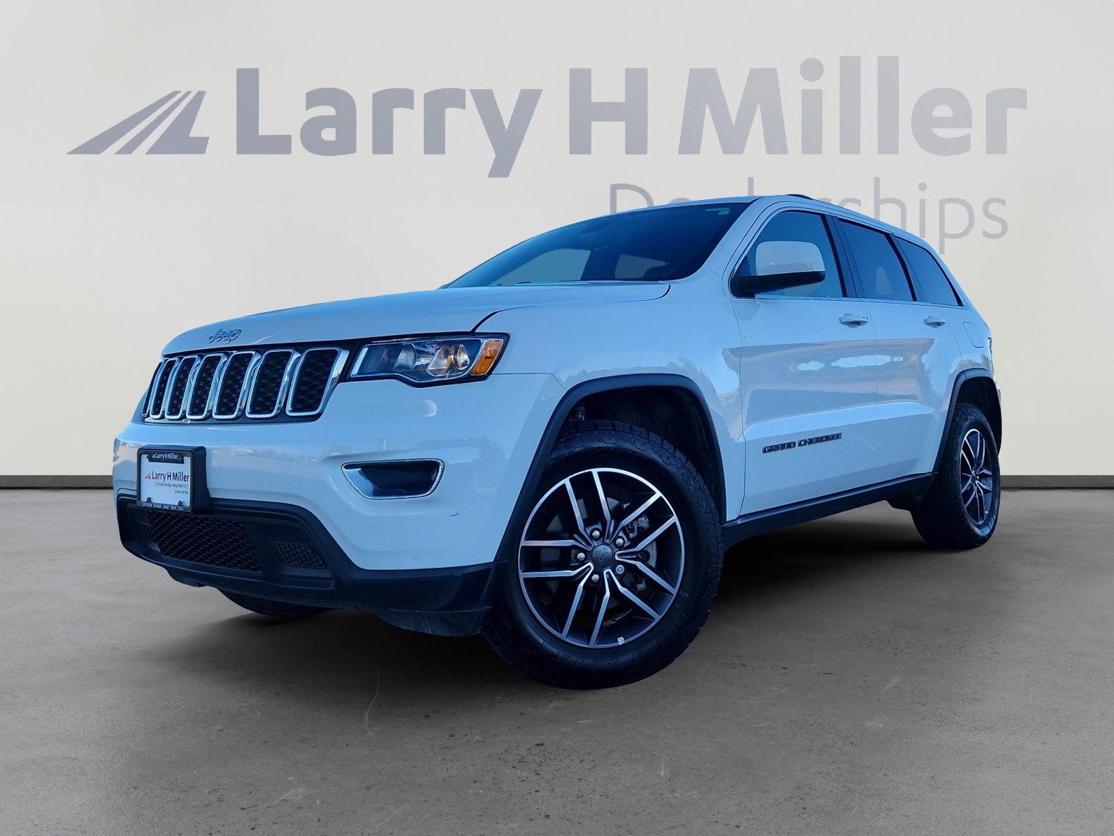 2019 Jeep Grand Cherokee Laredo E