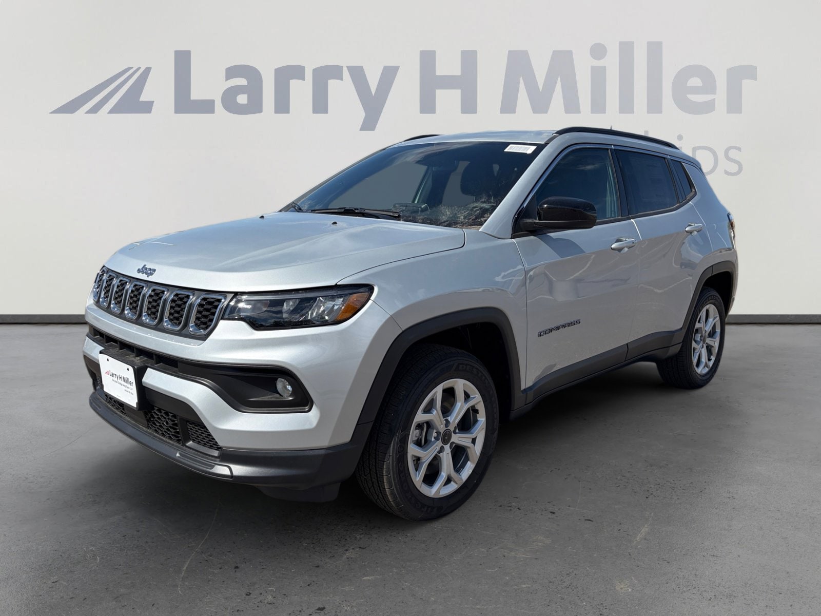 2026 Jeep Compass Latitude 4X4's photo