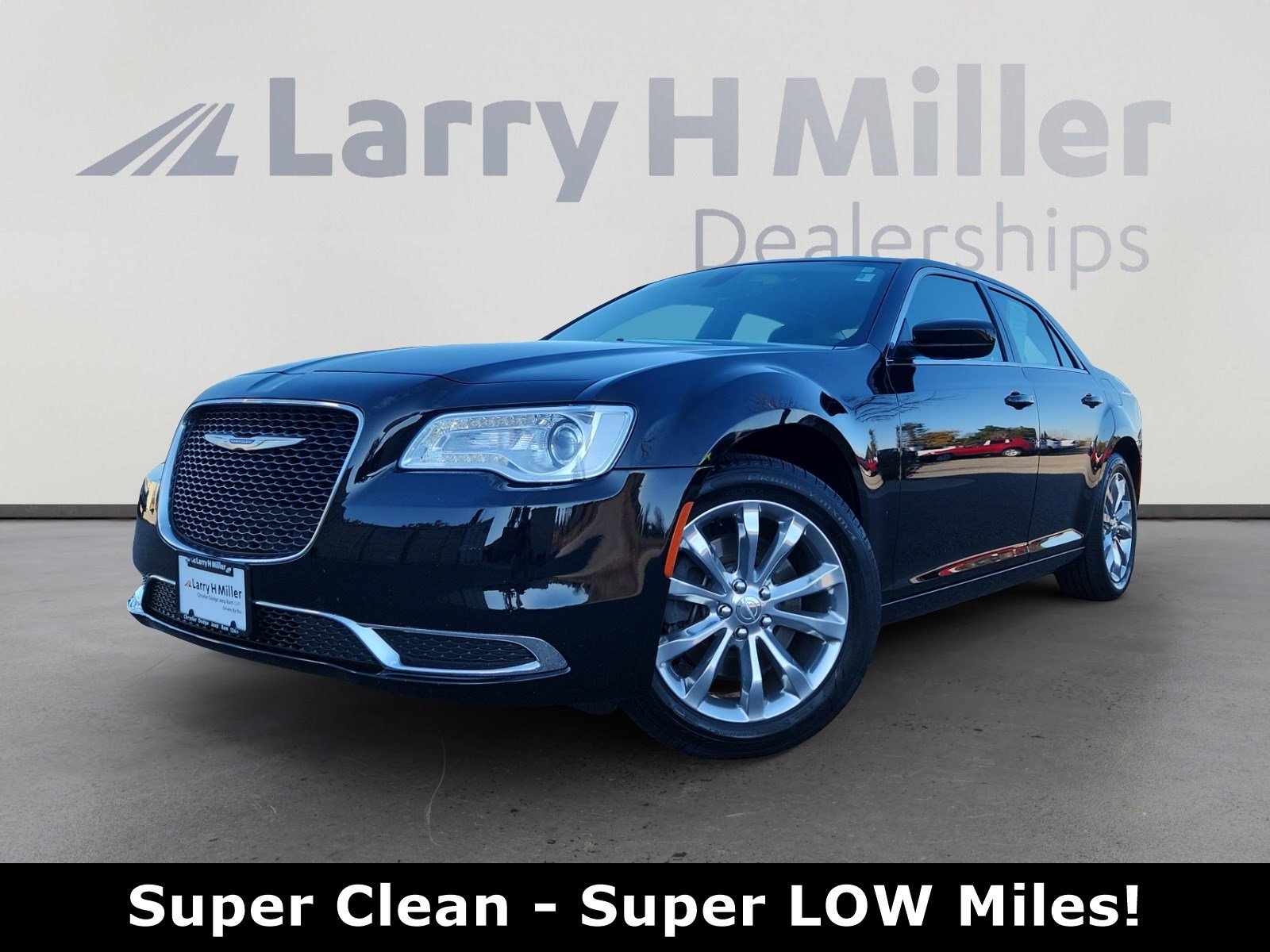 2018 Chrysler 300 Touring