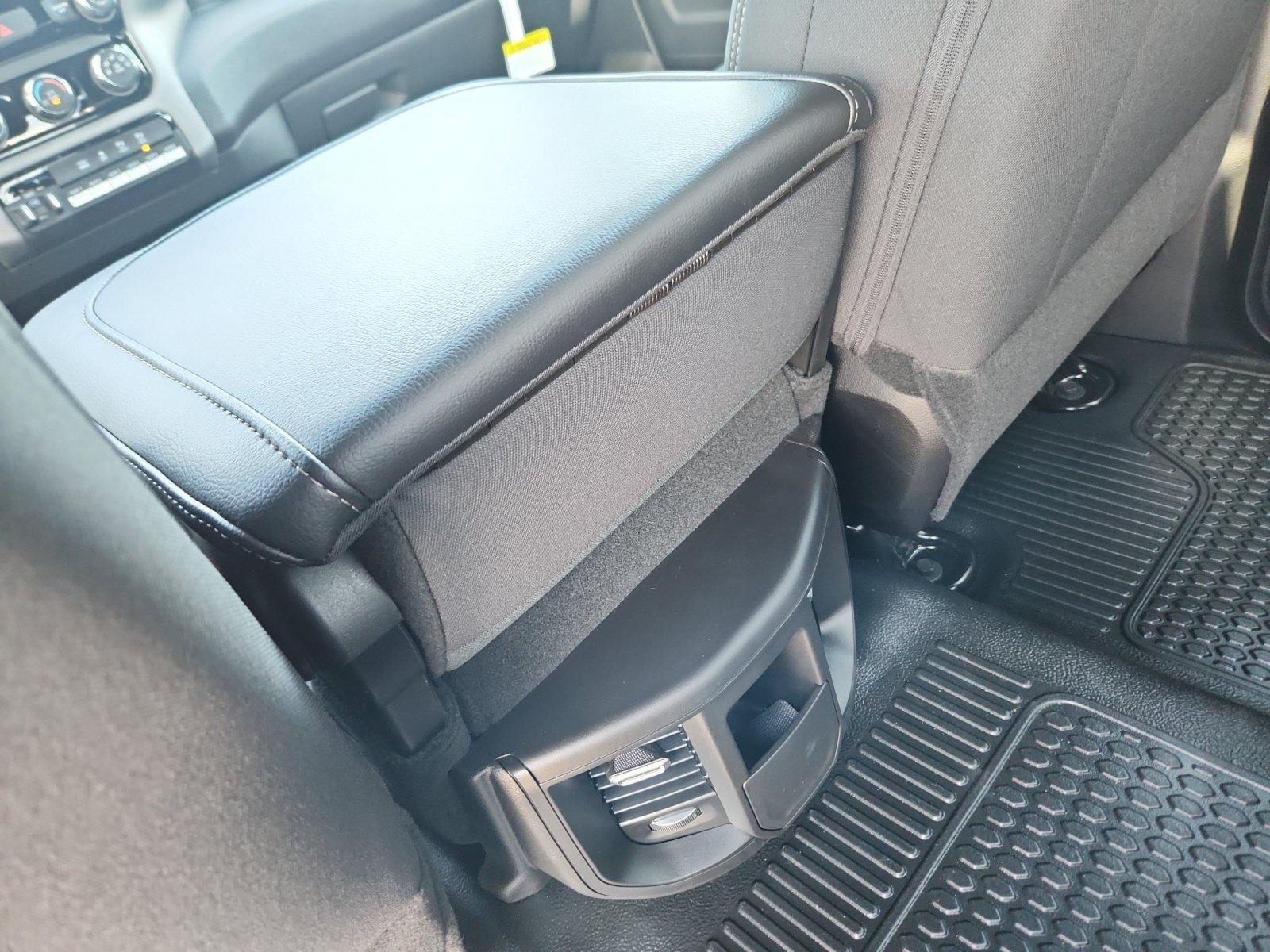 2025 RAM 3500 Chassis Tradesman - Photo 31