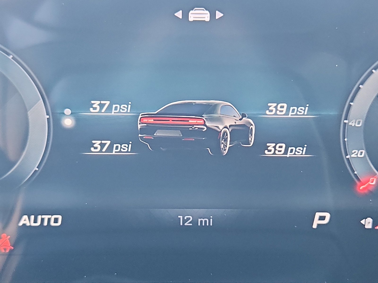 2025 Dodge Charger Daytona R/T - Photo 11