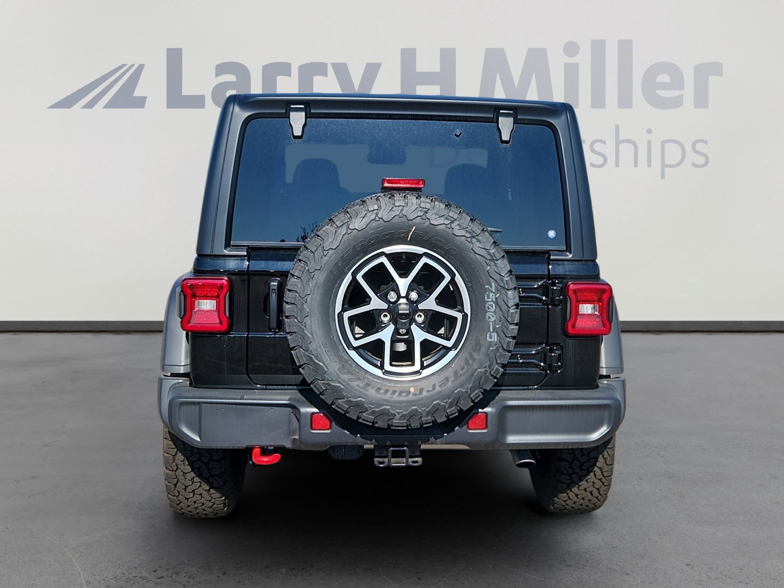 2025 Jeep Wrangler 2-Door Rubicon - Photo 4