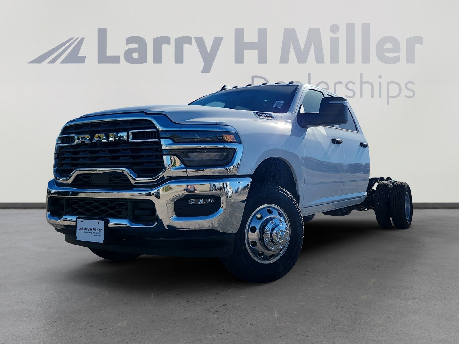 2025 RAM Ram 3500 Chassis Cab Tradesman's photo