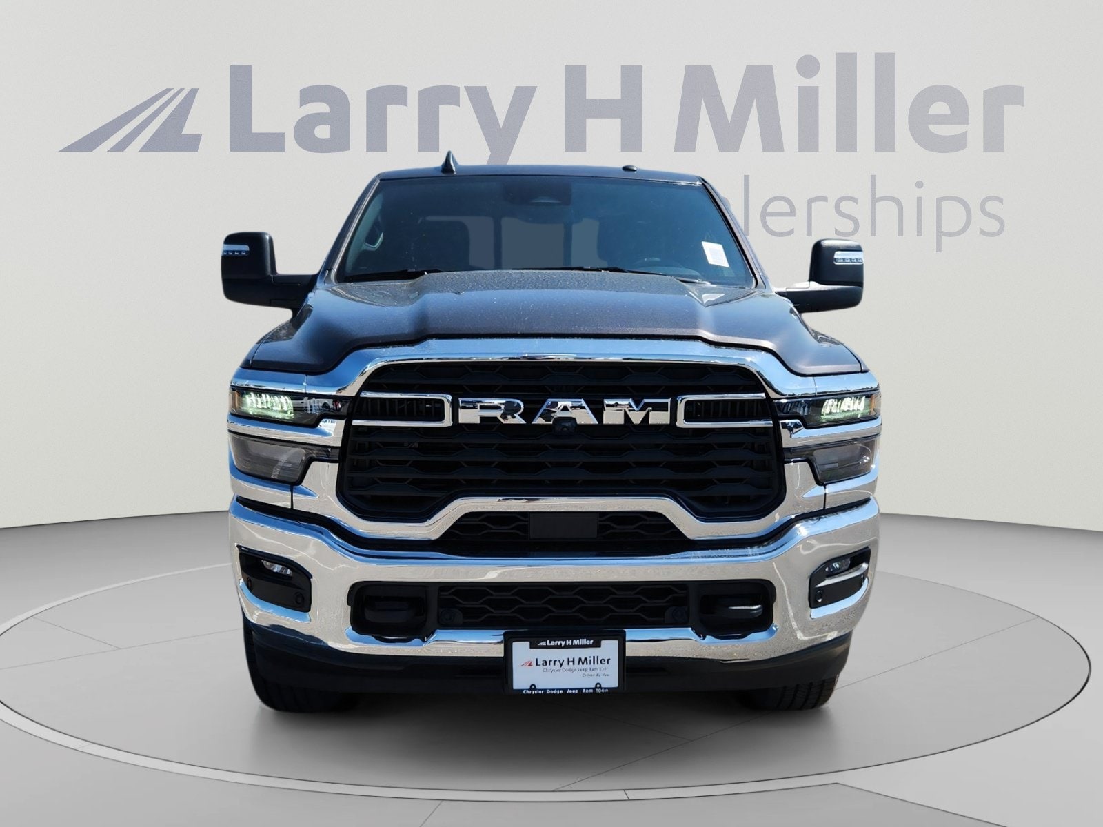 2025 RAM 2500 Tradesman - Photo 8