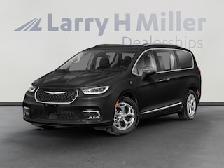Used 2023 Chrysler Pacifica Plug-In Hybrid Limited Van Passenger Van Denver, CO