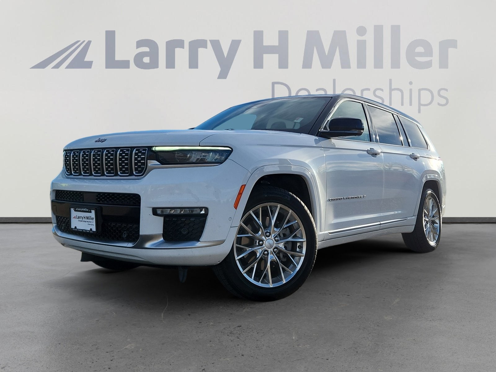2021 Jeep Grand Cherokee L Summit's photo