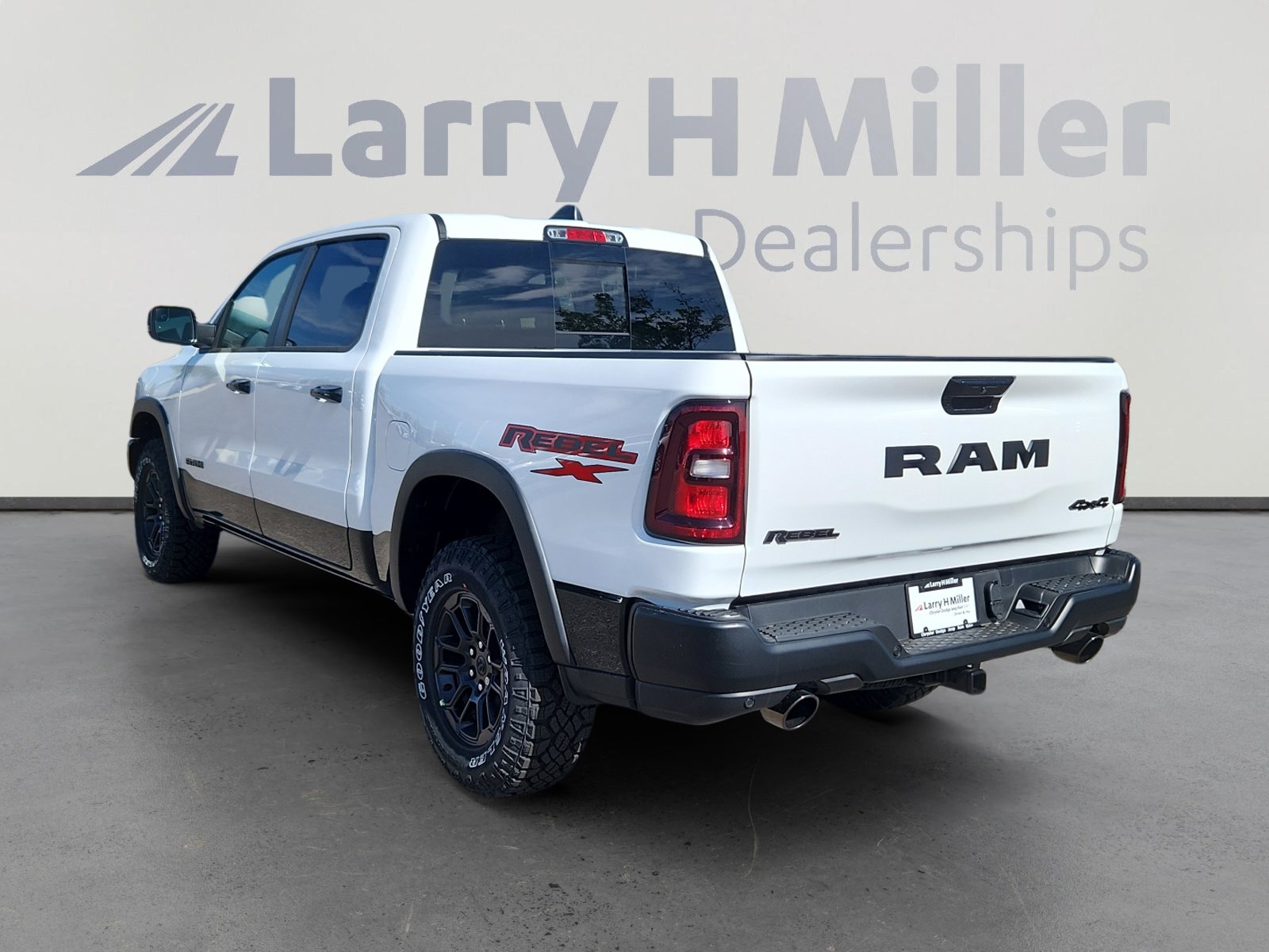 2025 Ram 1500 Rebel photo 4