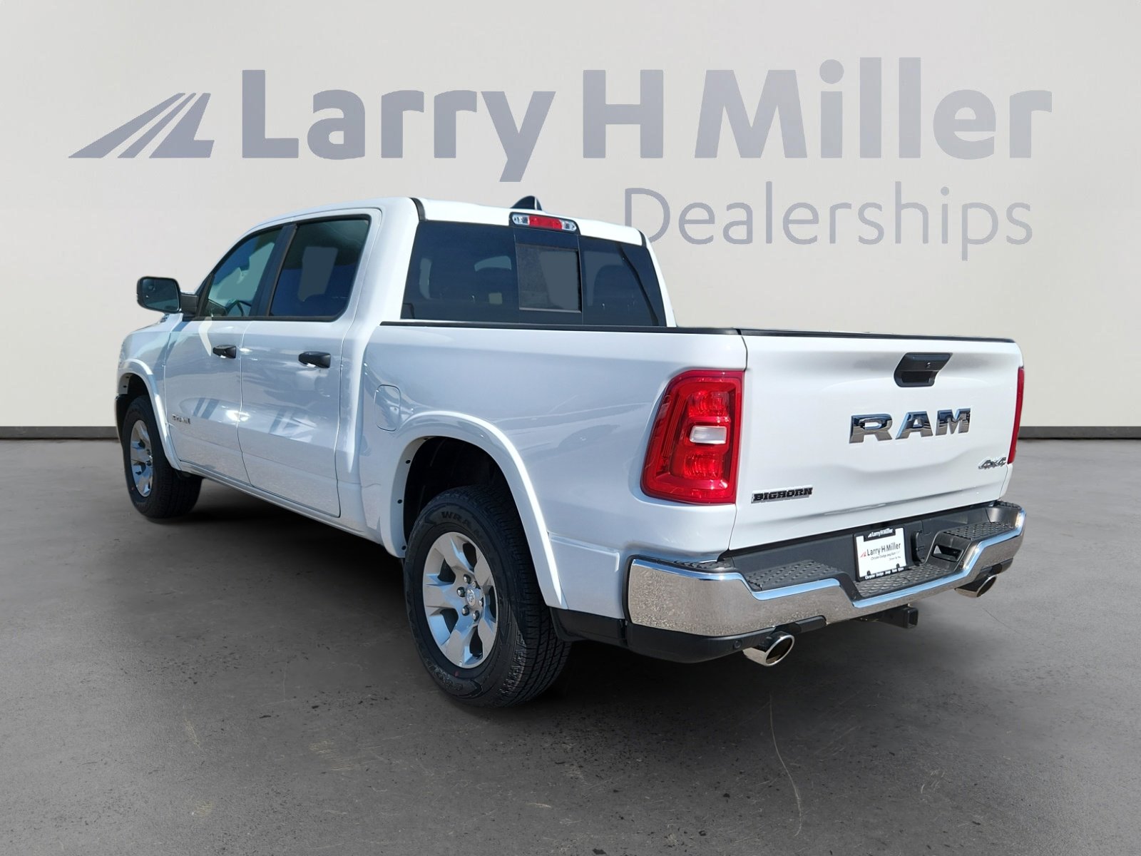 2025 Ram 1500 Big Horn photo 4