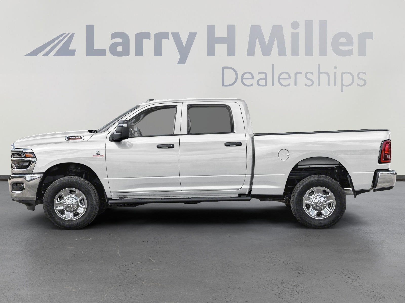 2026 Ram 2500 Tradesman photo 4