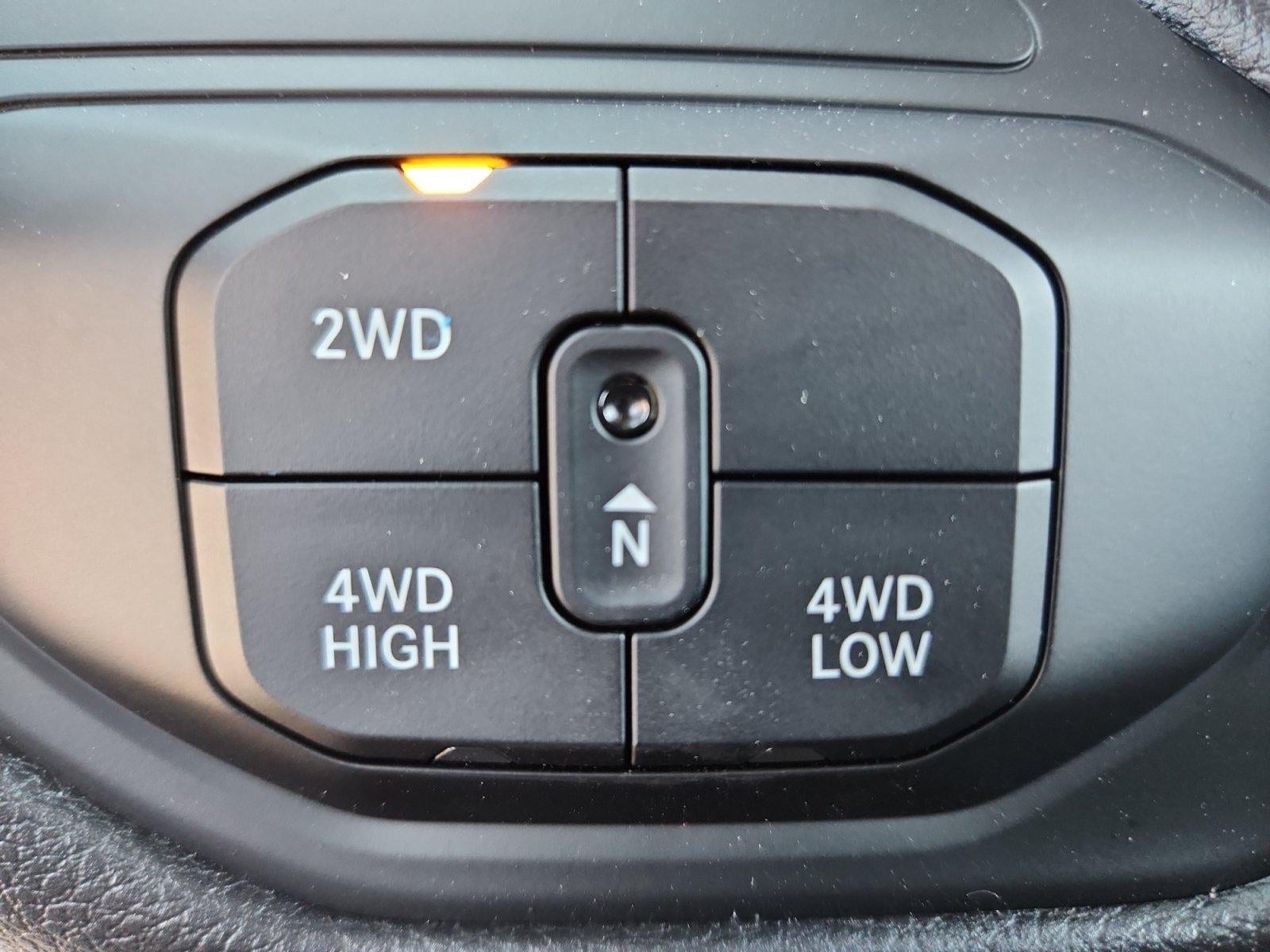 2025 RAM 2500 Tradesman - Photo 31