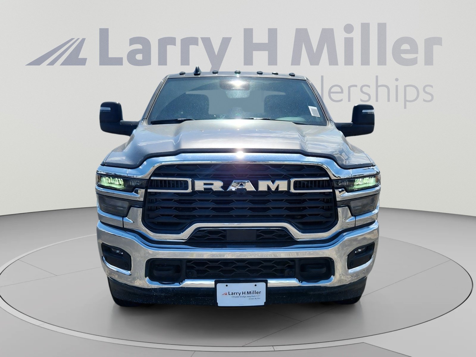 2025 RAM 3500 Chassis Tradesman - Photo 8