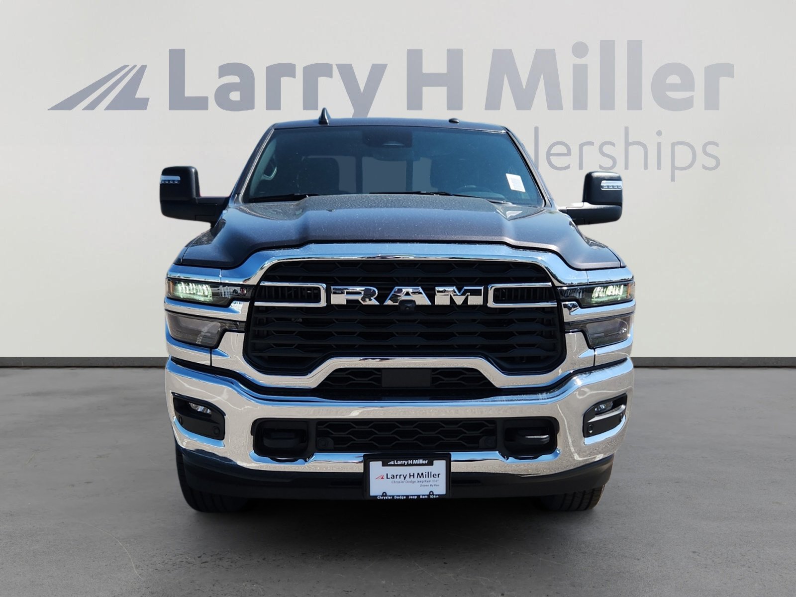 2025 RAM 2500 Tradesman - Photo 8
