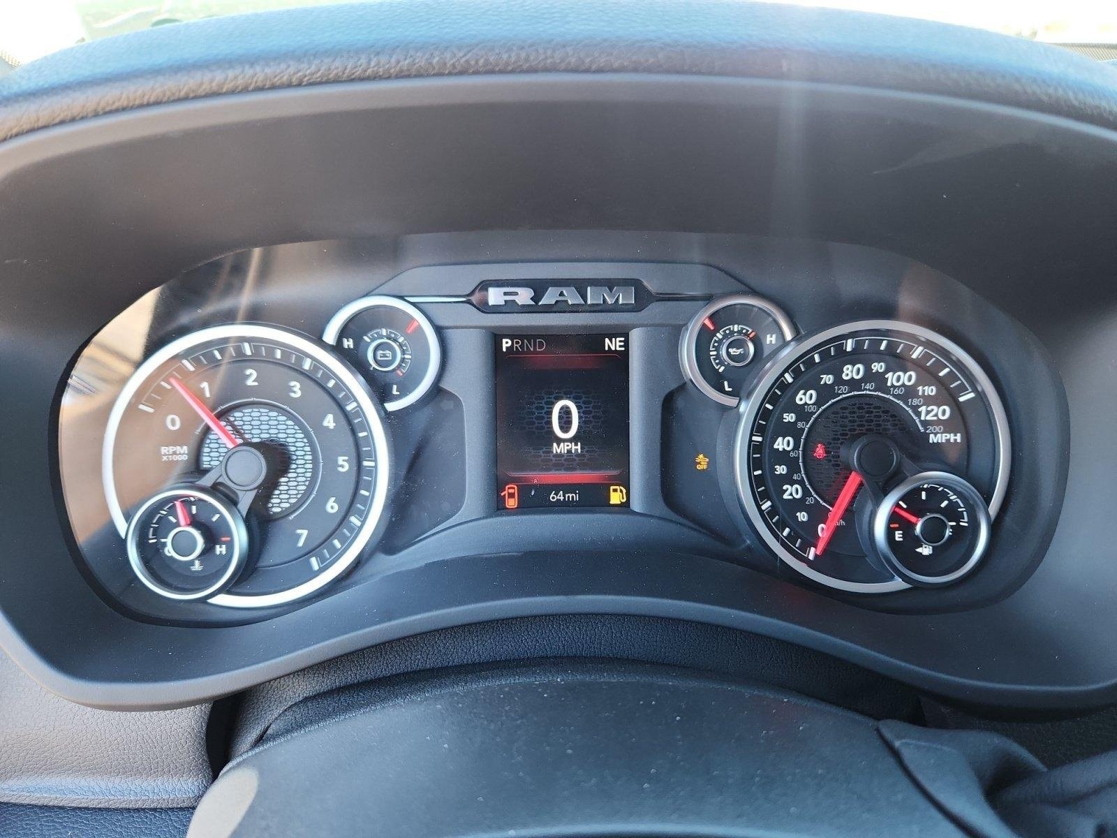 2025 RAM 3500 Chassis Tradesman - Photo 10