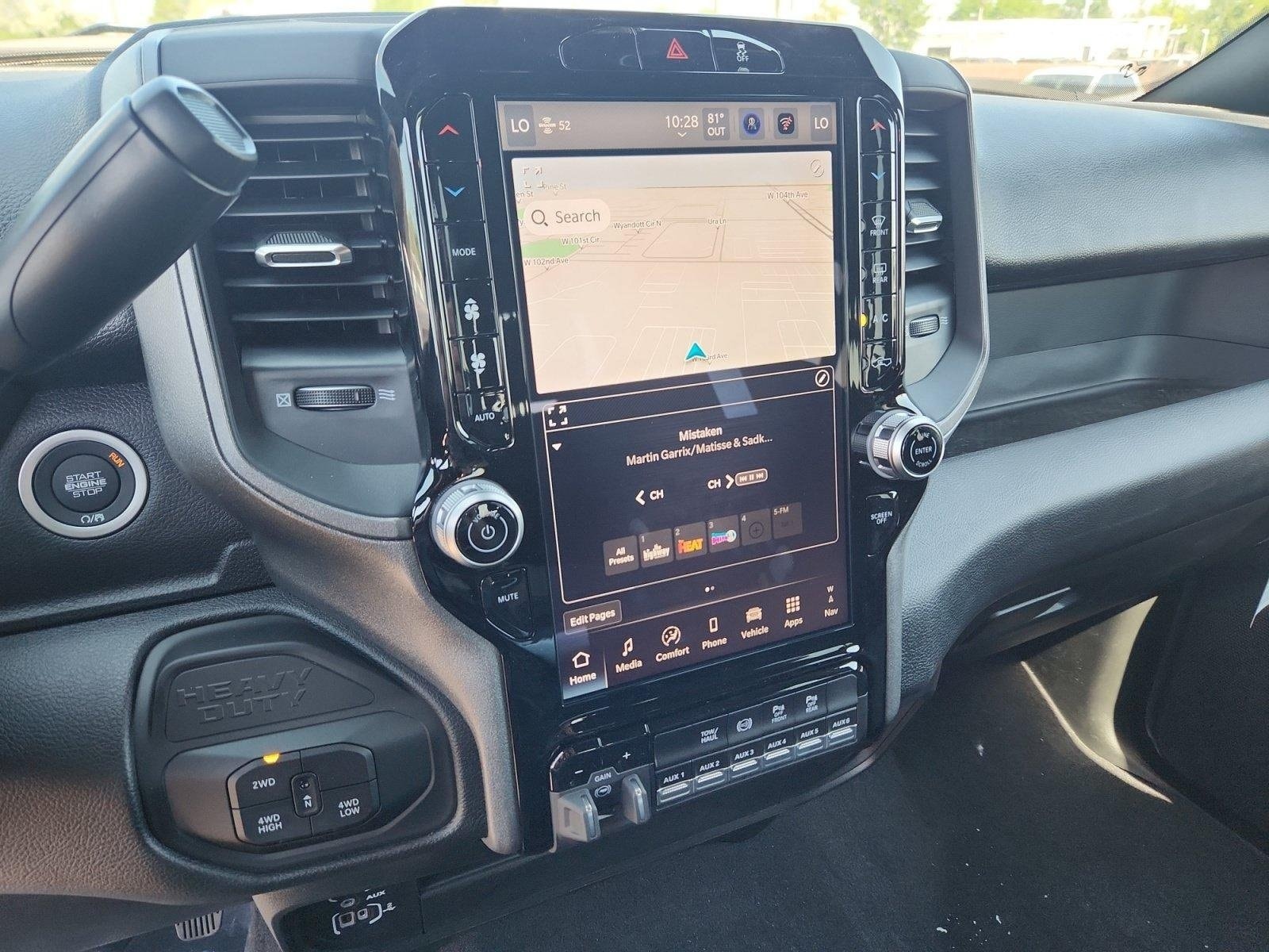 2025 RAM 2500 Tradesman - Photo 12