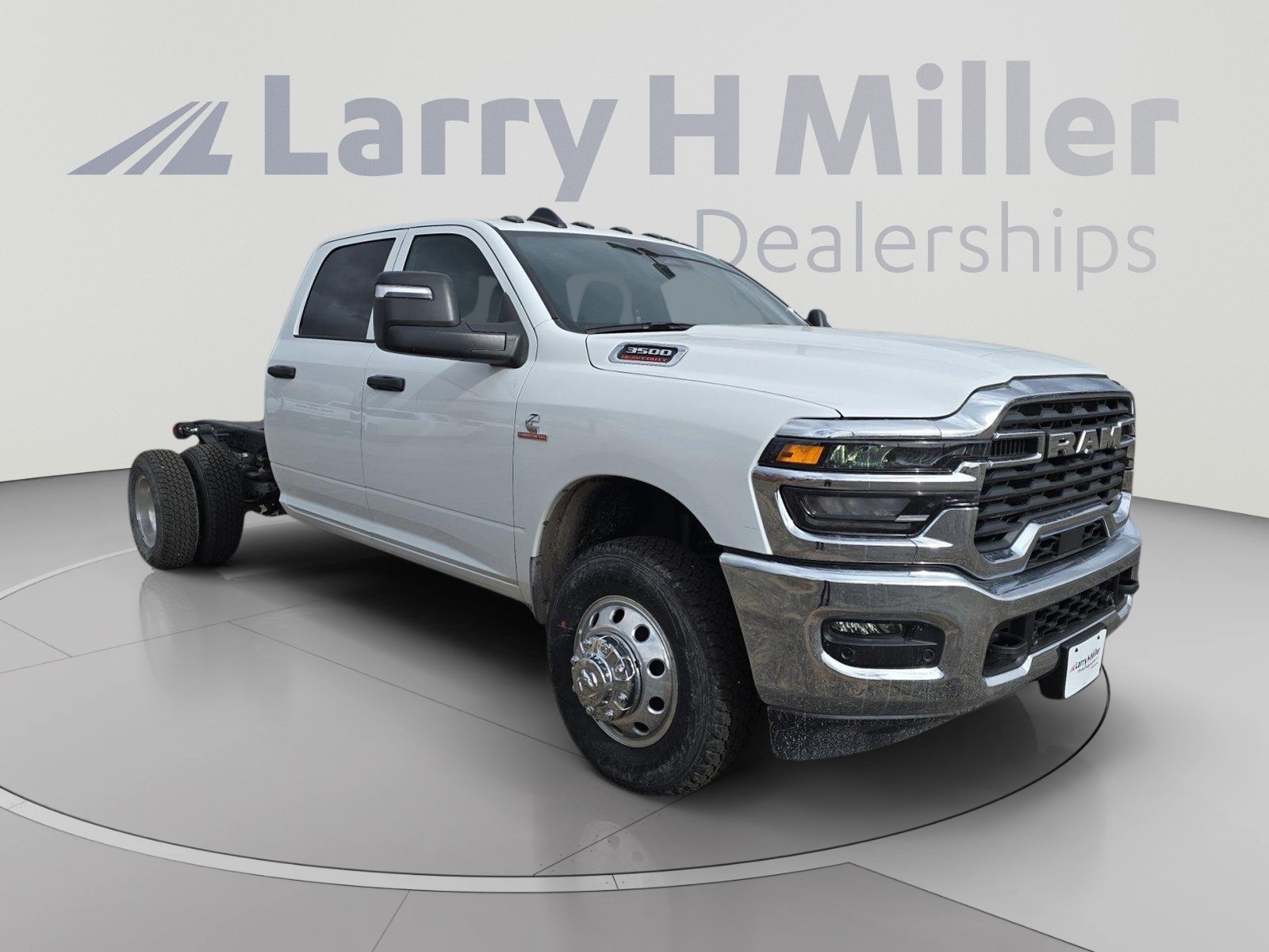 2025 RAM 3500 Chassis Tradesman - Photo 7