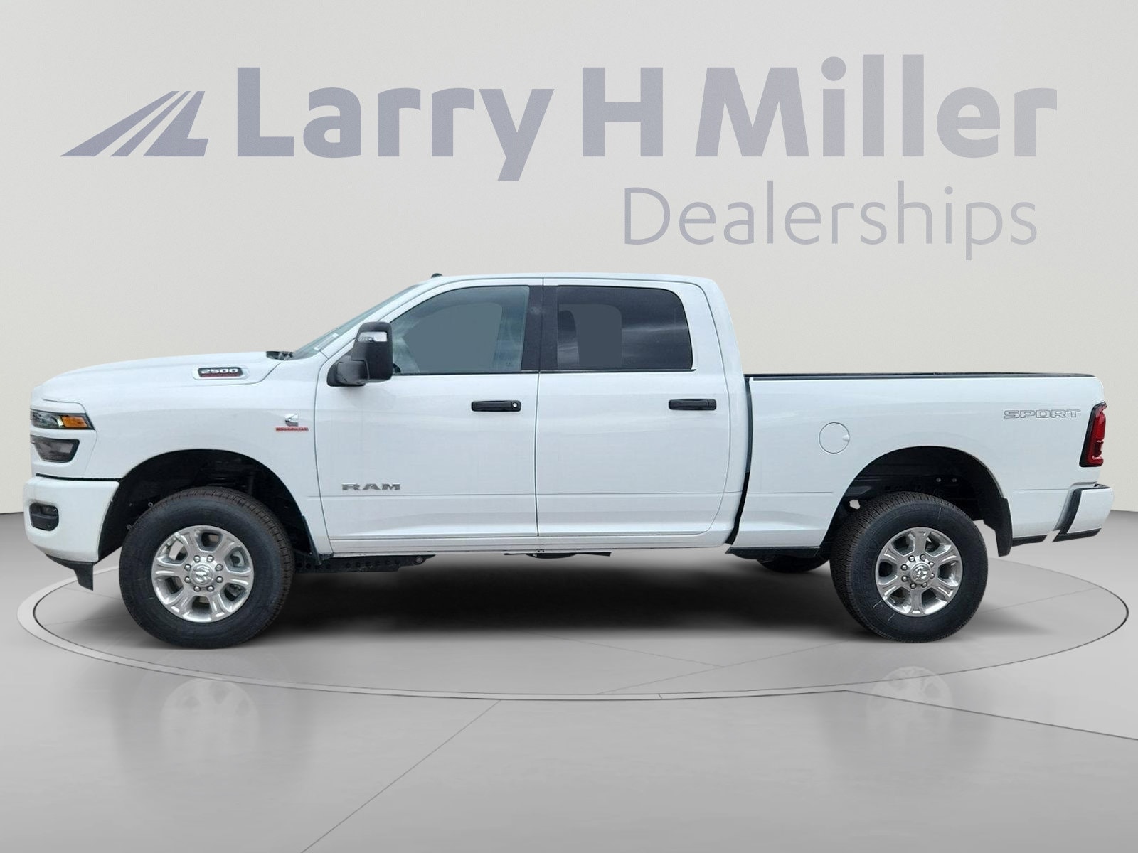 2025 RAM 2500 Big Horn - Photo 2