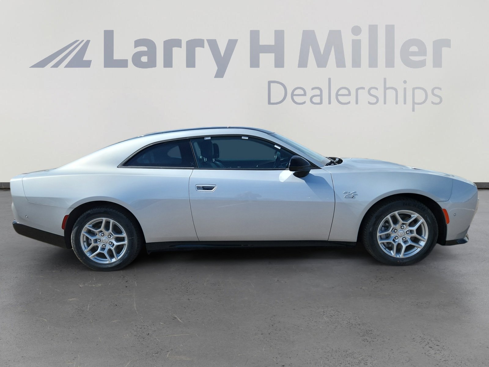 2025 Dodge Charger Daytona R/T - Photo 6