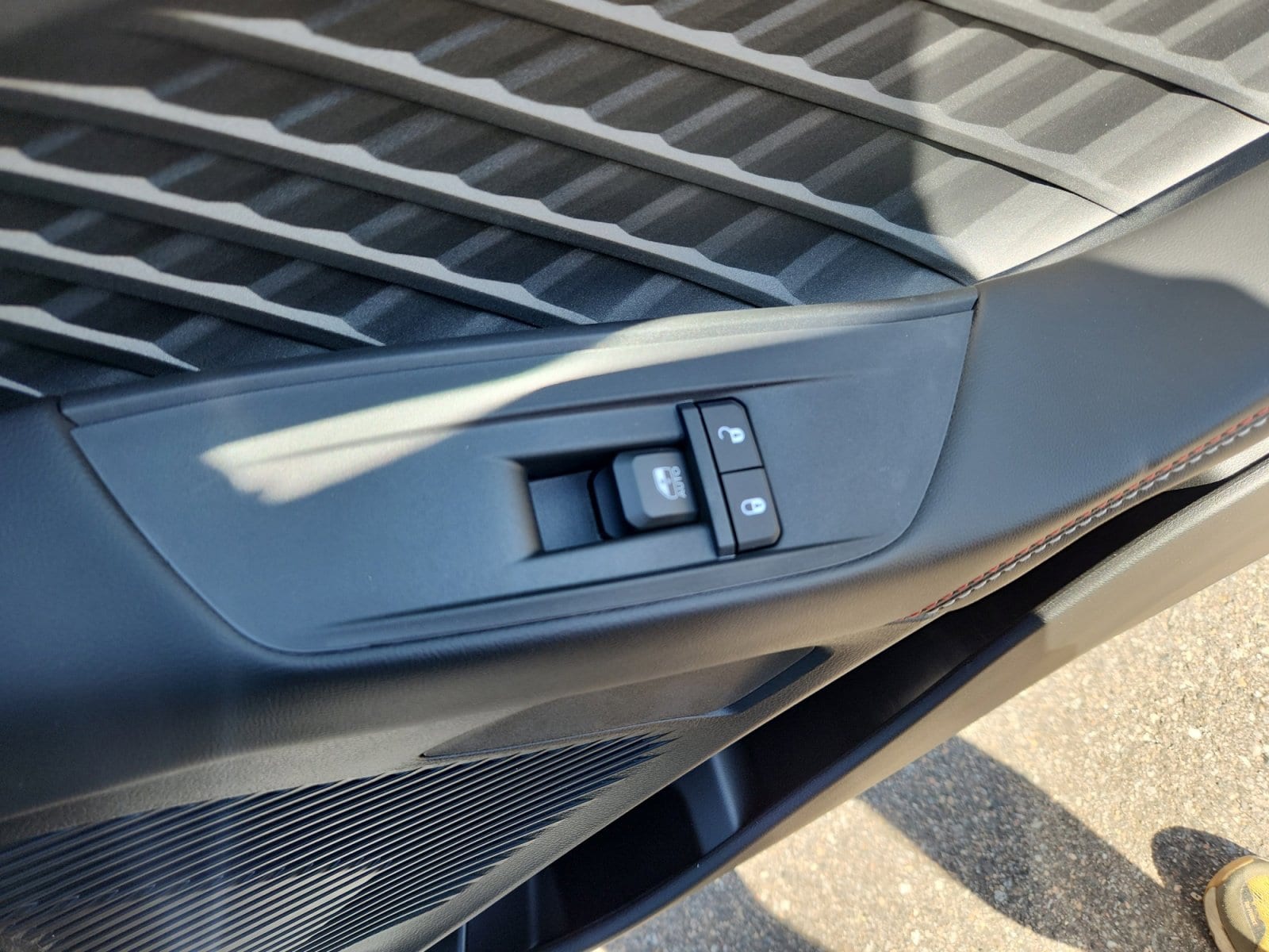 2025 Dodge Charger Daytona R/T - Photo 16