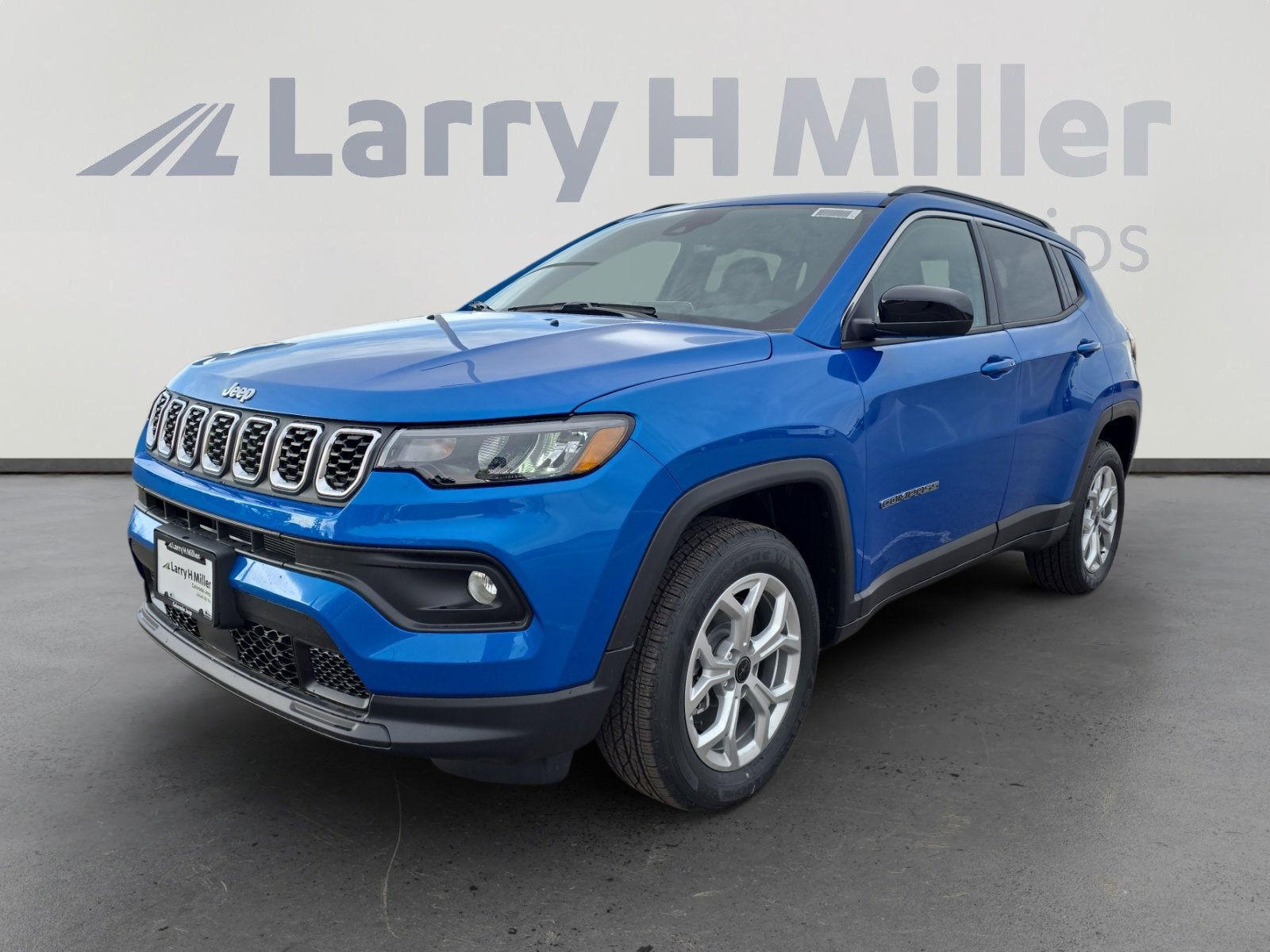 2026 Jeep Compass Latitude 4X4's photo