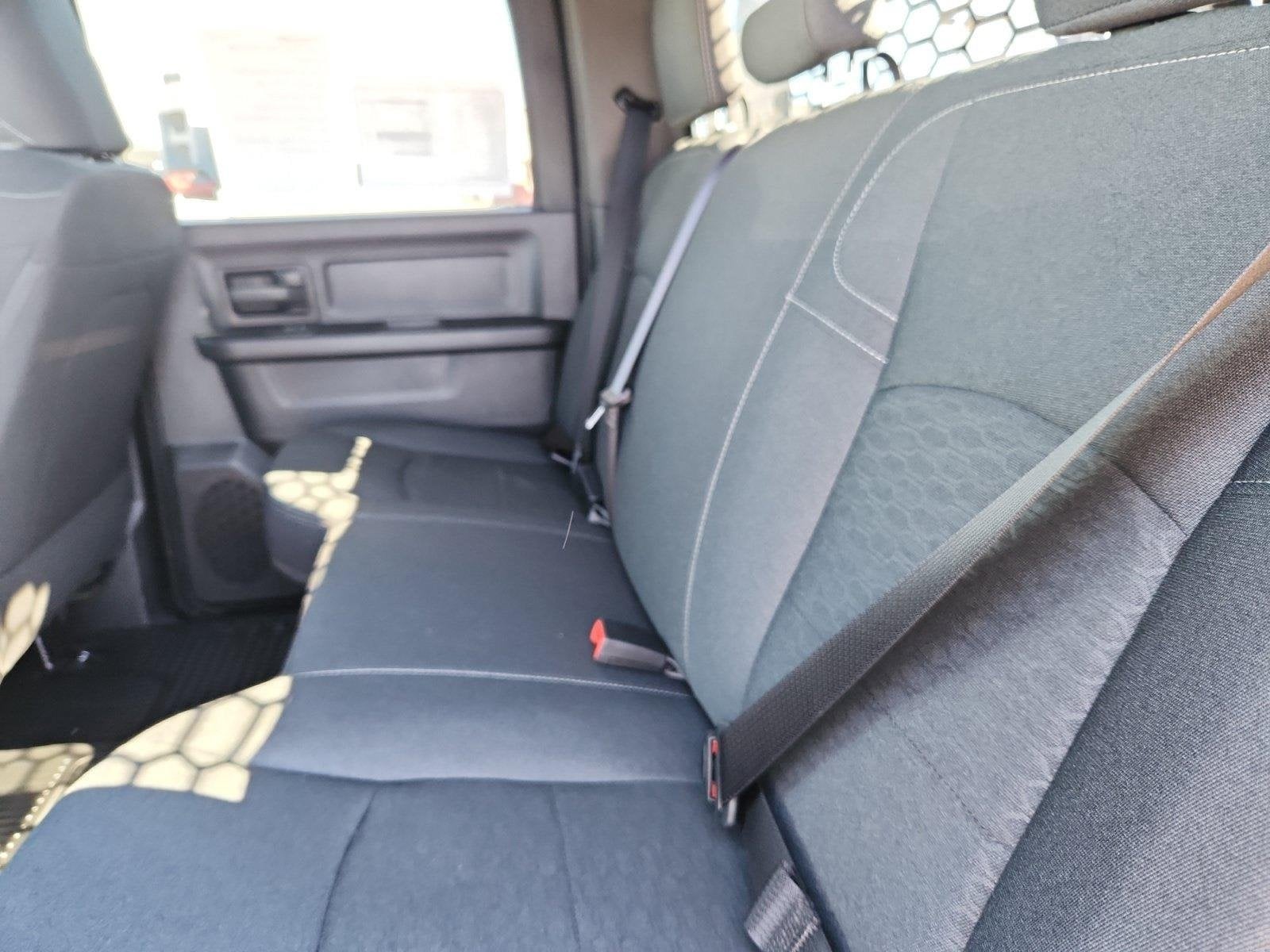 2025 RAM 3500 Chassis Tradesman - Photo 17