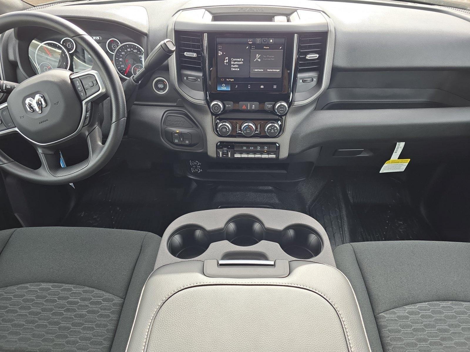 2025 RAM 3500 Chassis Tradesman - Photo 17