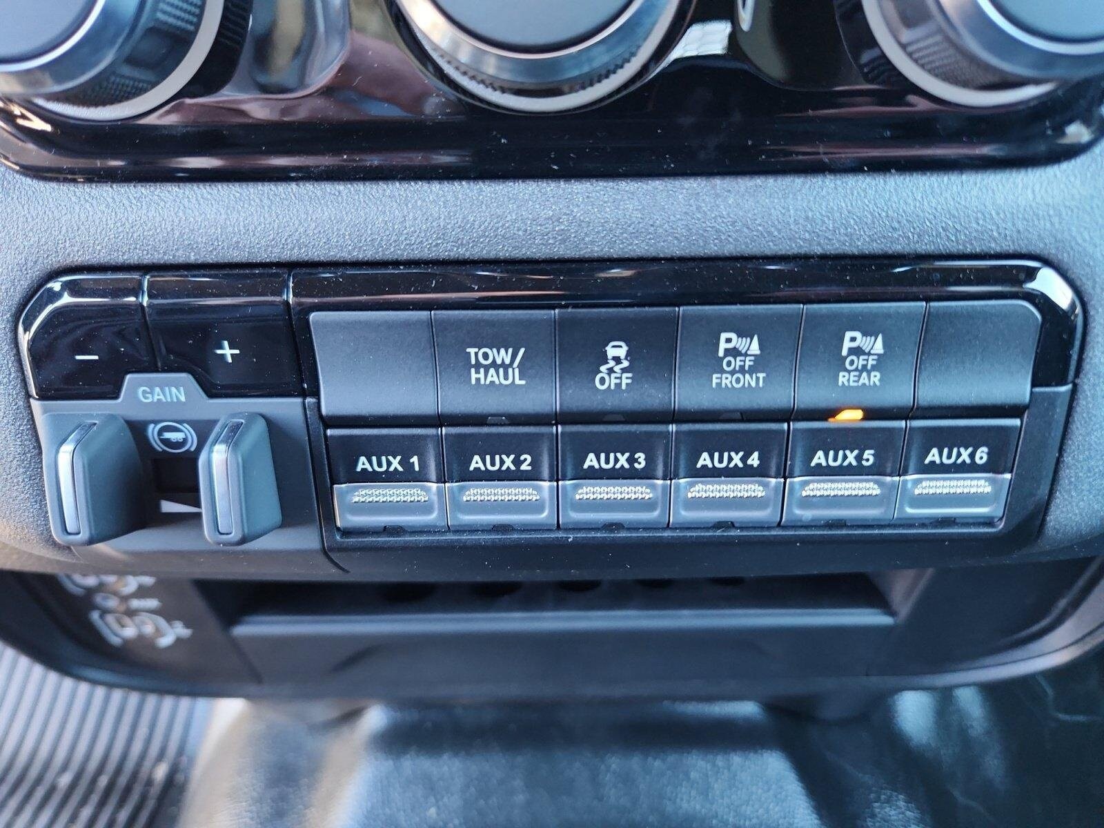 2025 RAM 3500 Chassis Tradesman - Photo 33