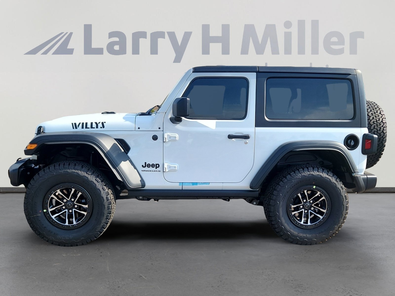 2025 Jeep Wrangler Willys photo 3