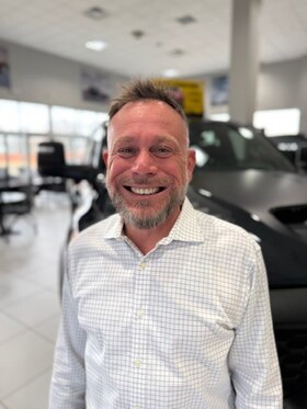 Staff member Chris Verno from ID_9b5cb1950b6a