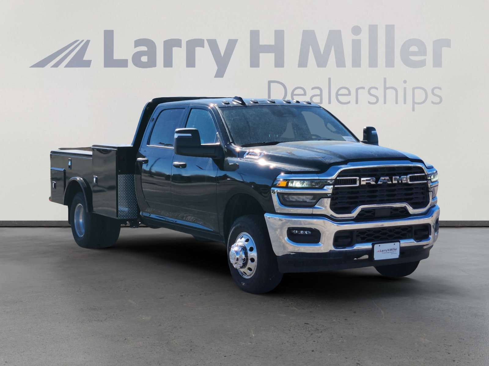 2025 RAM 3500 Chassis Tradesman - Photo 7