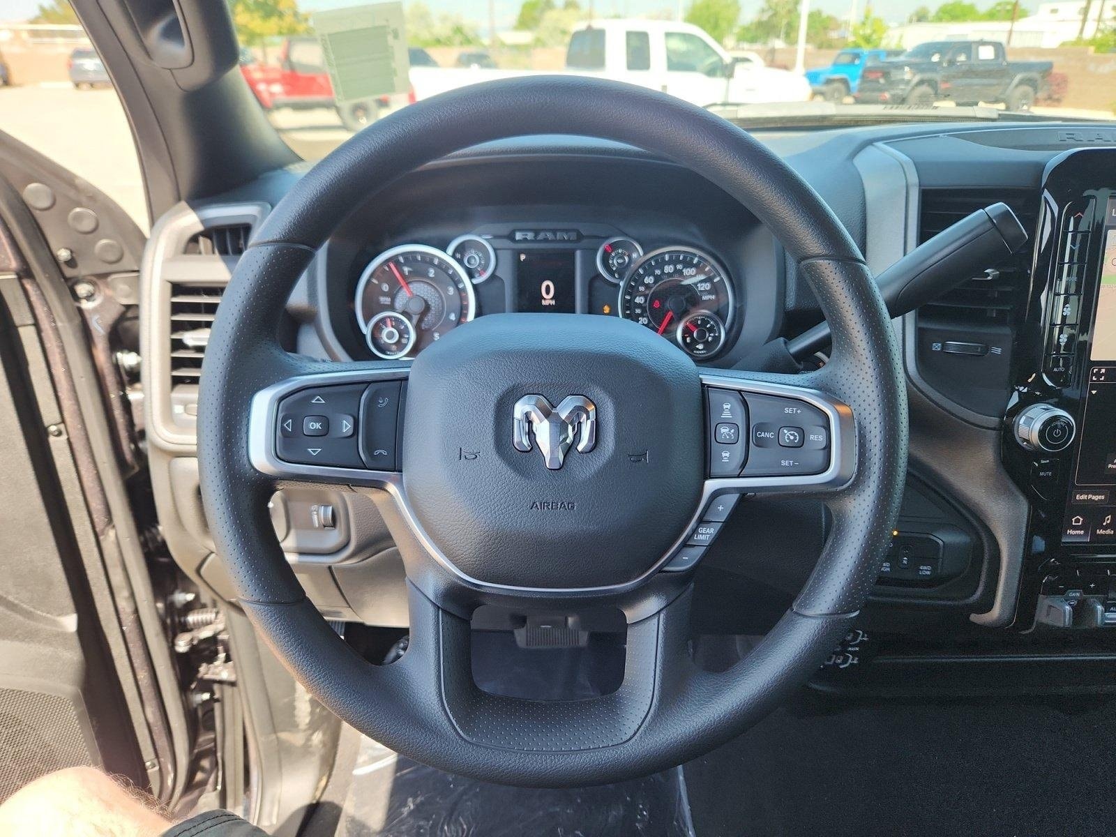 2025 RAM 2500 Tradesman - Photo 9