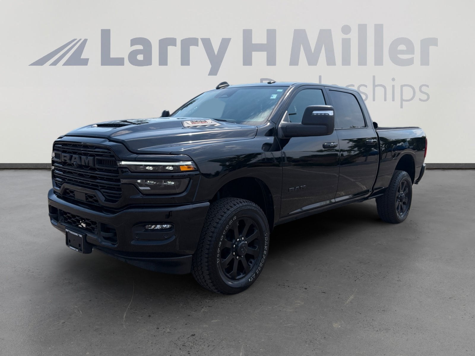 2025 RAM 2500 Laramie 4X4 Crew Cab SWB's photo