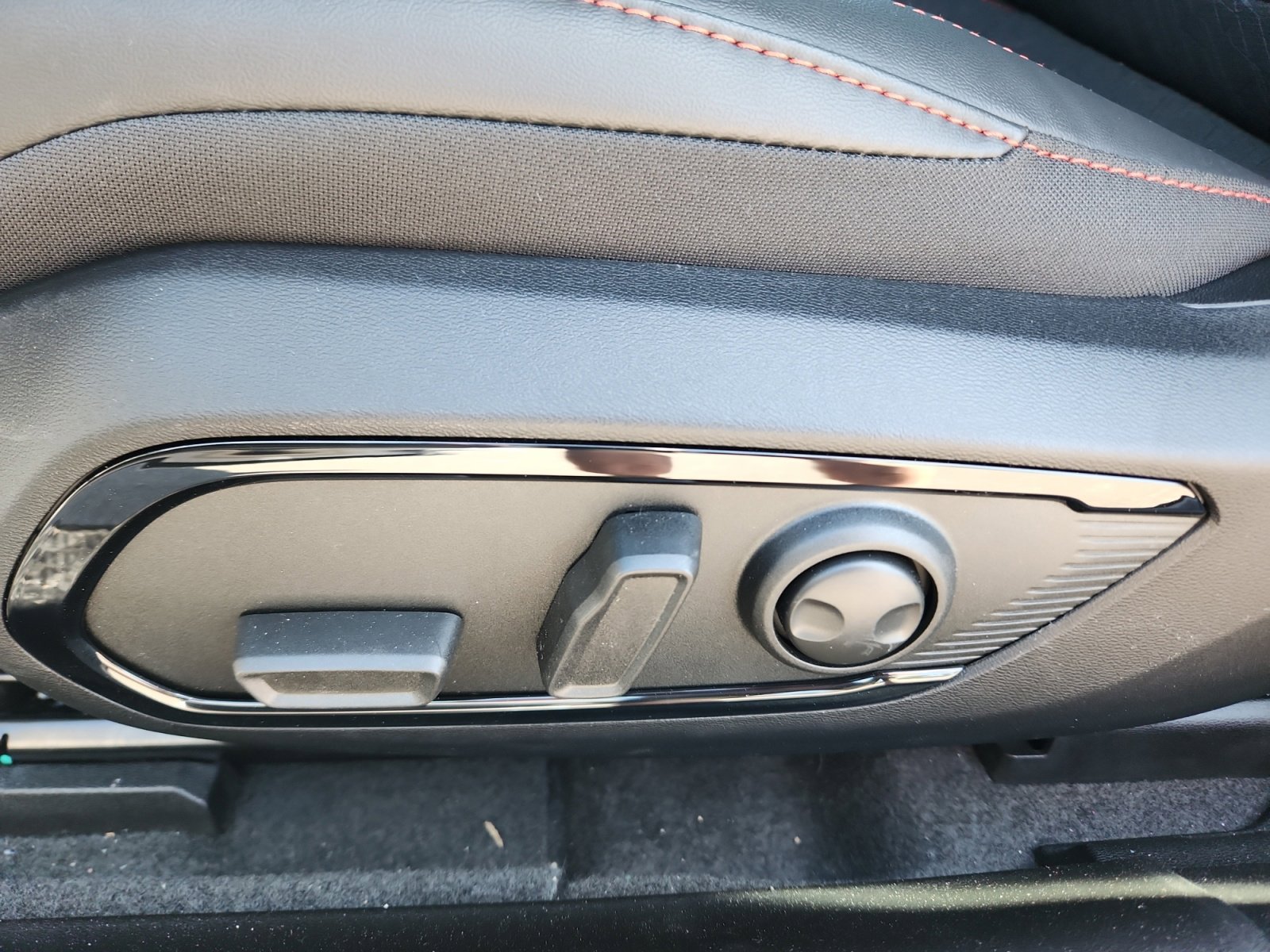 2025 Dodge Charger Daytona R/T - Photo 14