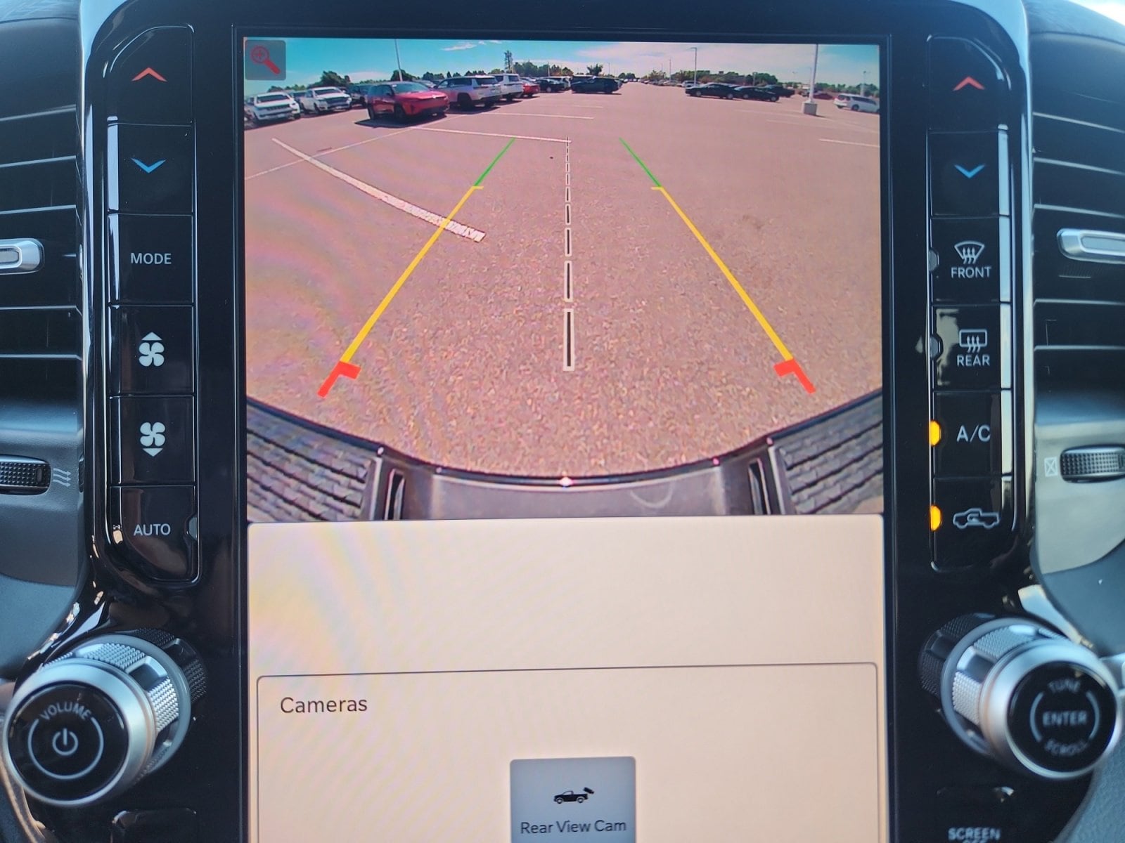 2025 RAM 2500 Laramie - Photo 29