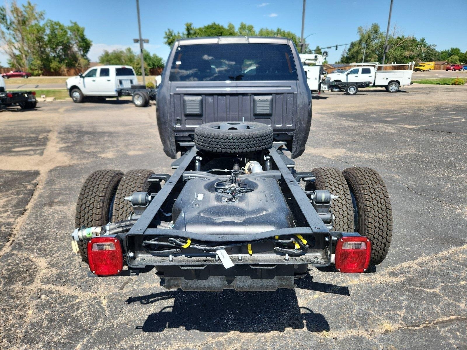 2025 RAM 3500 Chassis Tradesman - Photo 33
