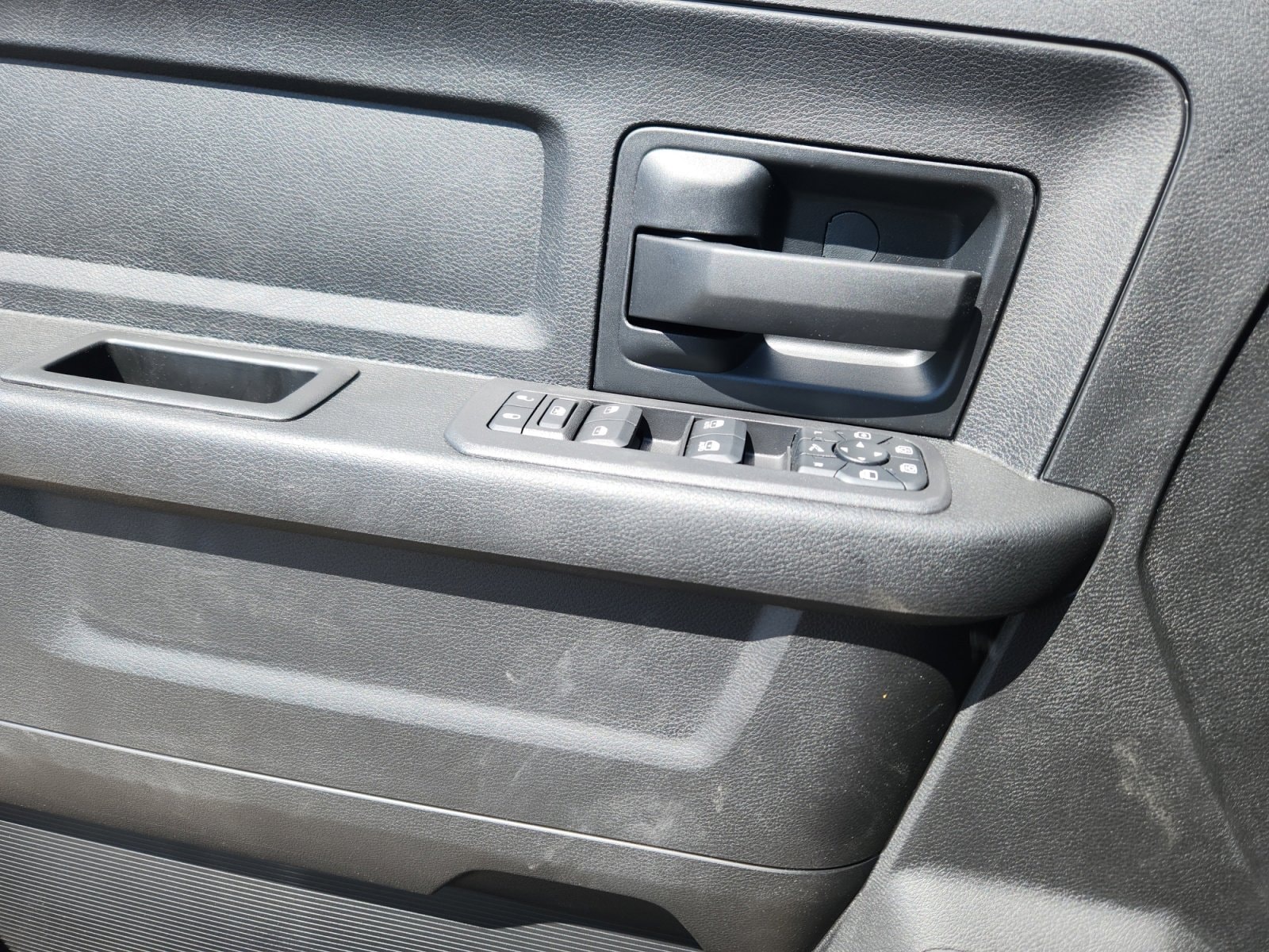 2025 RAM 2500 Tradesman - Photo 13