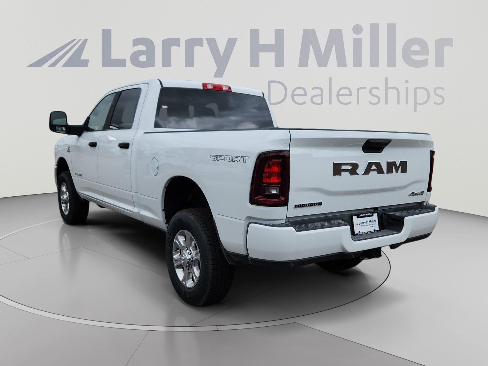 2025 RAM 2500 Big Horn - Photo 3