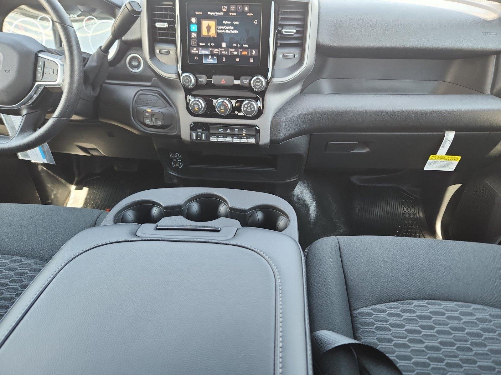 2025 RAM 3500 Chassis Tradesman - Photo 20