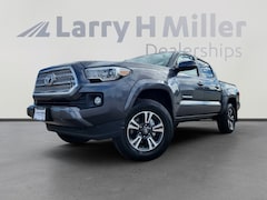 Used 2016 Toyota Tacoma Truck Double Cab for sale in Denver, CO