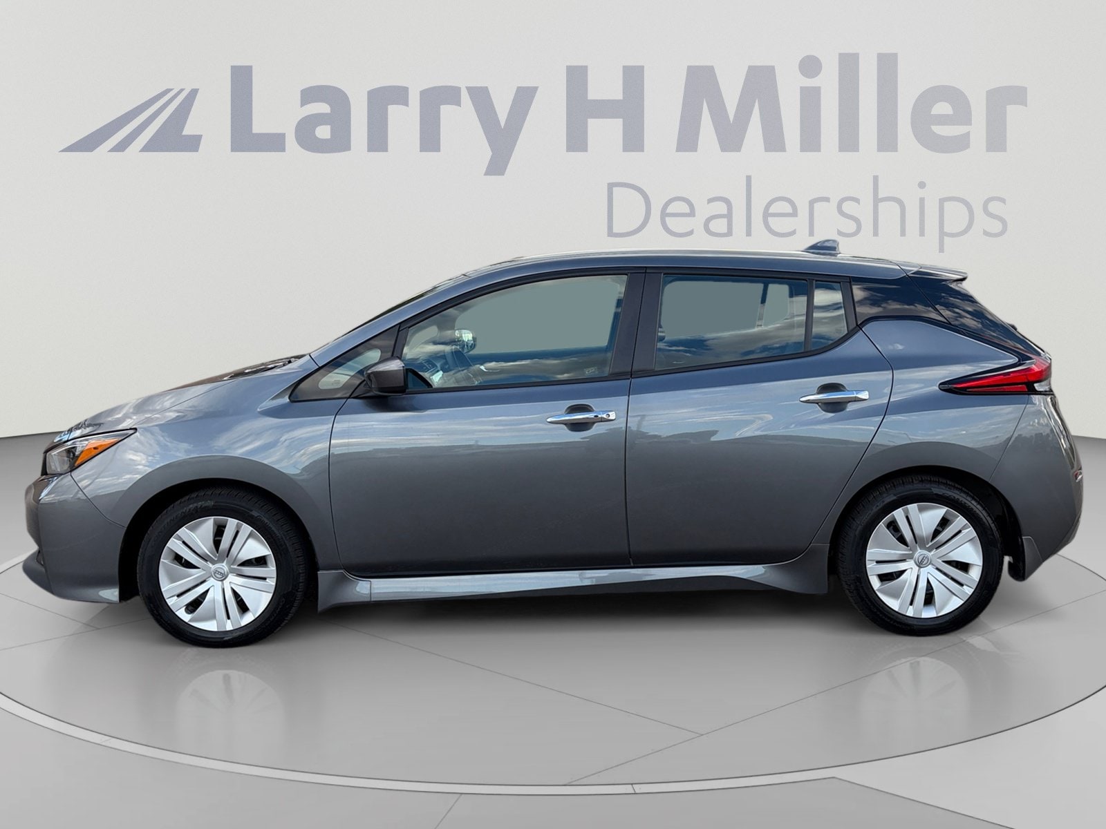 Used 2025 Nissan Leaf S with VIN 1N4AZ1BV7SC558167 for sale in Denver, CO